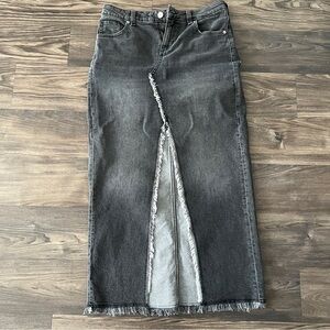 H&M Black faded Denim Maxi Skirt with Frayed Hem